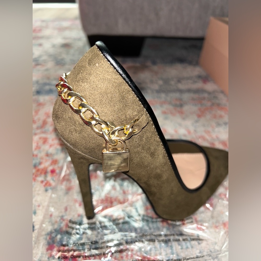 Olive heels